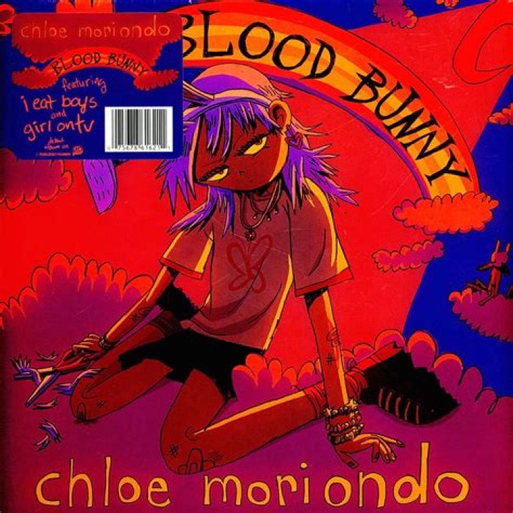 Chloe Moriondo Age, Birthday, Gender, Merch, Sexuality, Boyfriend, Songs, Height, Wiki Bio