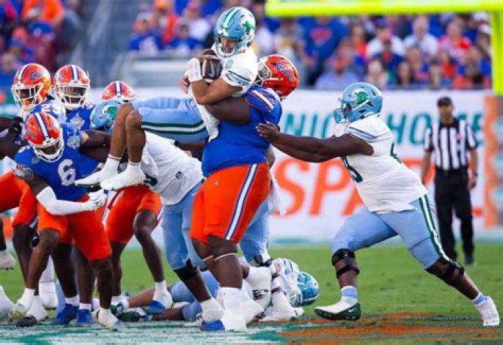 Who Is Aiden Gobaira? Meet The Defensive Lineman On Instagram